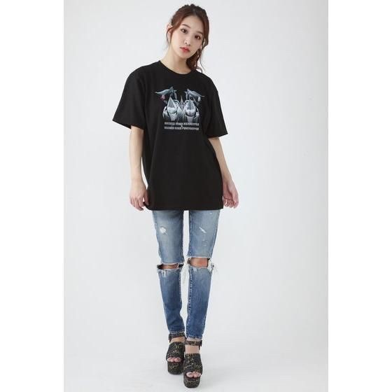 PRE-ORDER : Kamen Rider Kabuto Kick Hopper & Punch Hopper Visual T-shirt