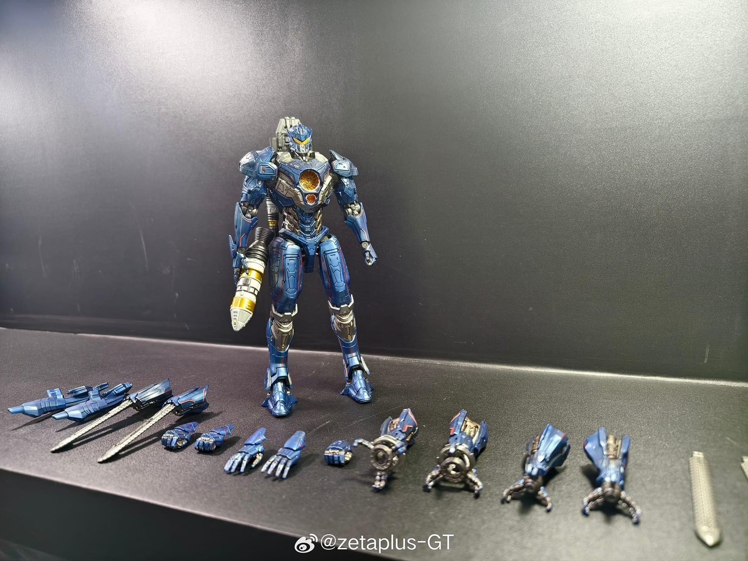 Pre-order : Pacific Rim Uprising Gipsy Avenger Action Figure by Lingjihun