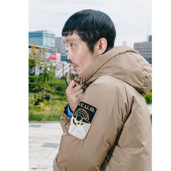 PRE-ORDER : STRICT-G NANGA "Mobile Suit Gundam" AURORA Down Jacket
