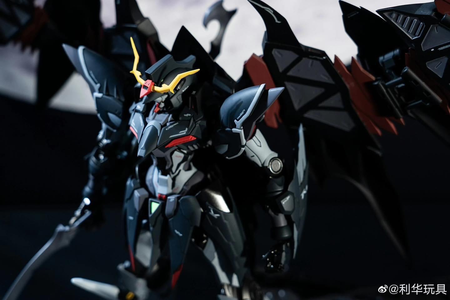 Pre-order : 1/72 Scale Metal Build Deathscythe Hell Gundam EW Ver. (Hell Grim Ripper) Diecast Action Figure by LiHua Model