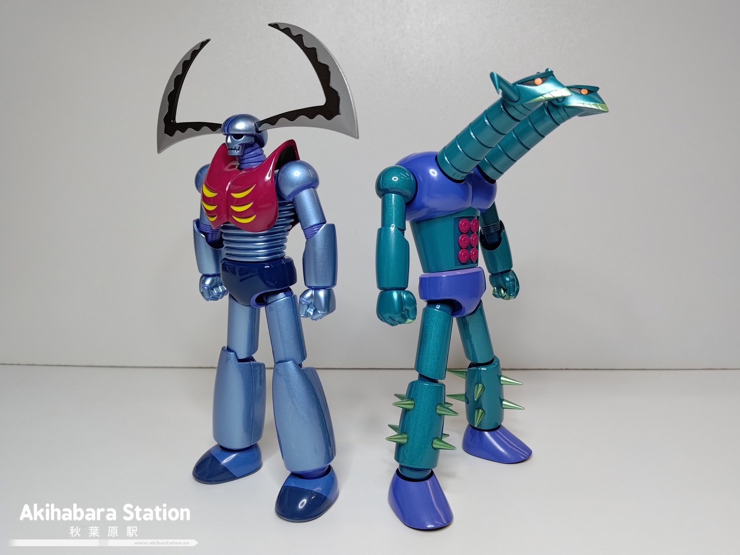 Soul of Chogokin - Mechanical Beasts GX-25R Garada K7 & GX-26R Doublas M2 by Bandai