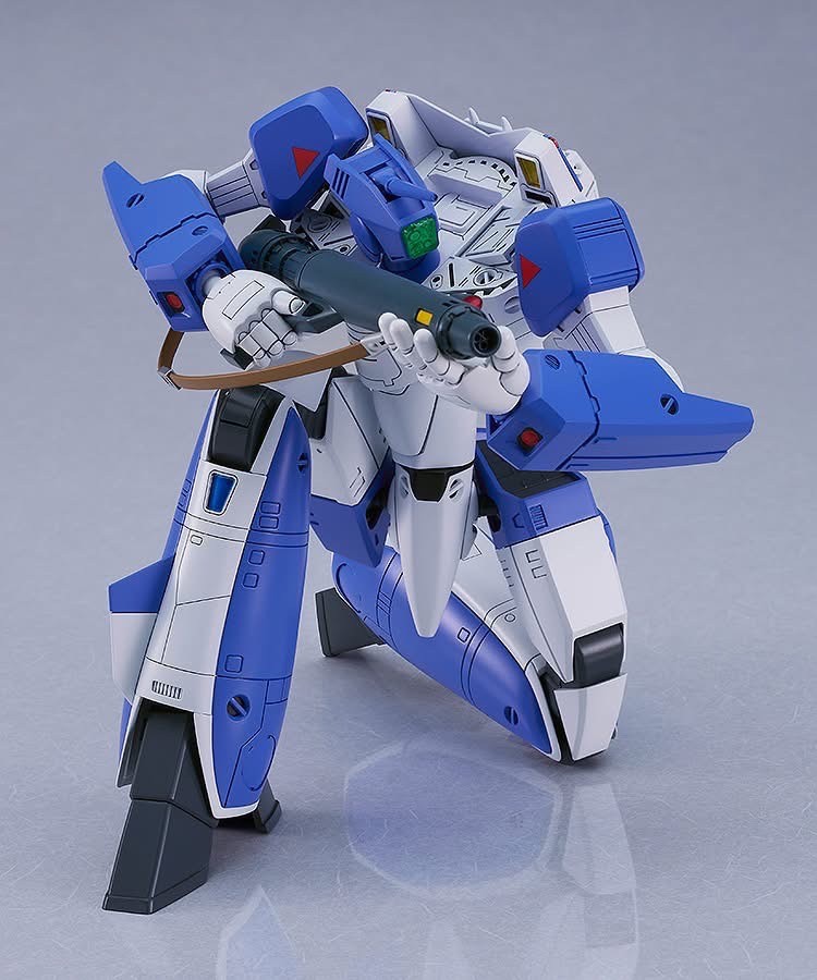 Pre-order : 1/72 PLAMAX PX12 VF-1A Battroid Valkyrie Maximilian Jenius Unit (Super Dimension Fortress Macross) Plastic Model Kit by Max Factory