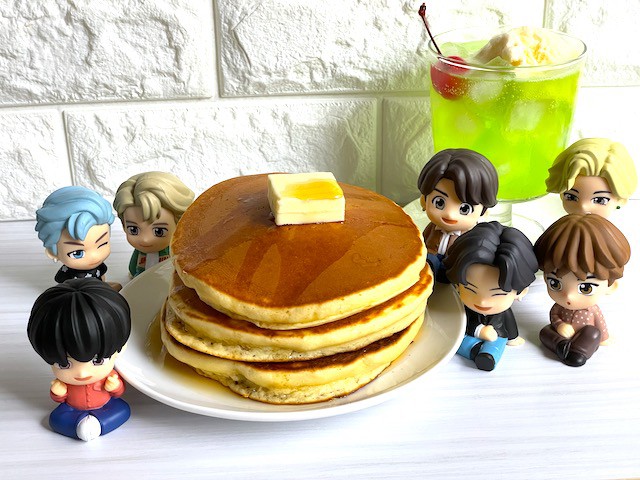 Rela Cot TinyTAN Dynamite by Bandai