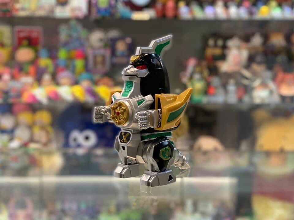 Tokusatsu Vinyl series: T-Rex Caesar Power Raider by Black Seed Toys 4,000฿