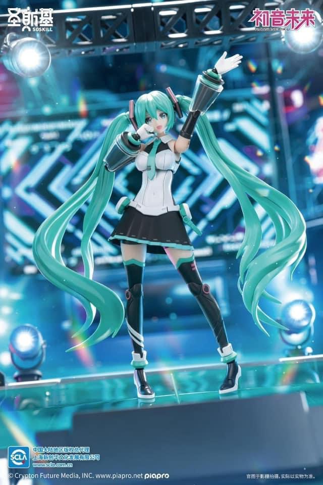 Pre-order : 1/12 Hatsune Miku Singing the Future Vocaloid + Stage Set Plastic Model Kit by SOSKILL x YOLOPARK