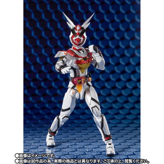 PRE-ORDER : S.H.Figuarts Kamen Rider Aguilera Queen Bee Genome