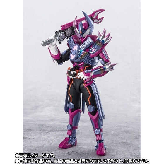 PRE-ORDER : S.H.Figuarts Kamen Rider VALVARAD