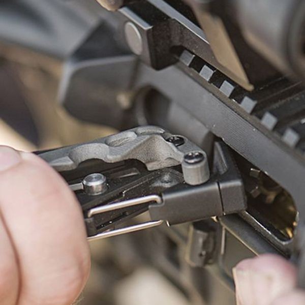 เครื่องมือ Leatherman MUT