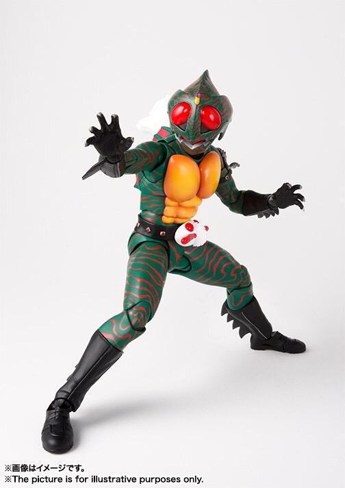 Pre-order : S.H.FIGUARTS (SHINKOCCOU SEIHOU) KAMEN RIDER AMAZON