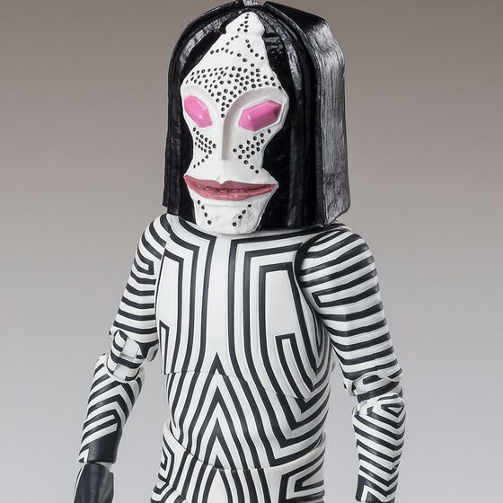 PRE-ORDER : S.H.Figuarts Dada Human Specimens 5 & 6 Ver.