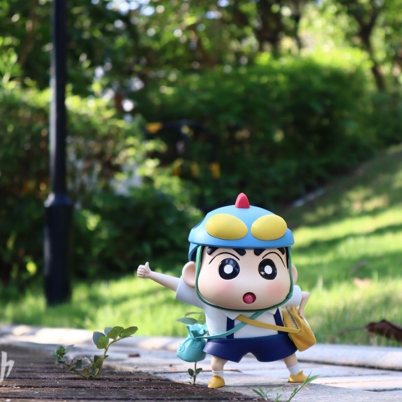 โมเดล ชินจัง โบกรถ - Crayon Shinchan - Hitchhiking Ver.