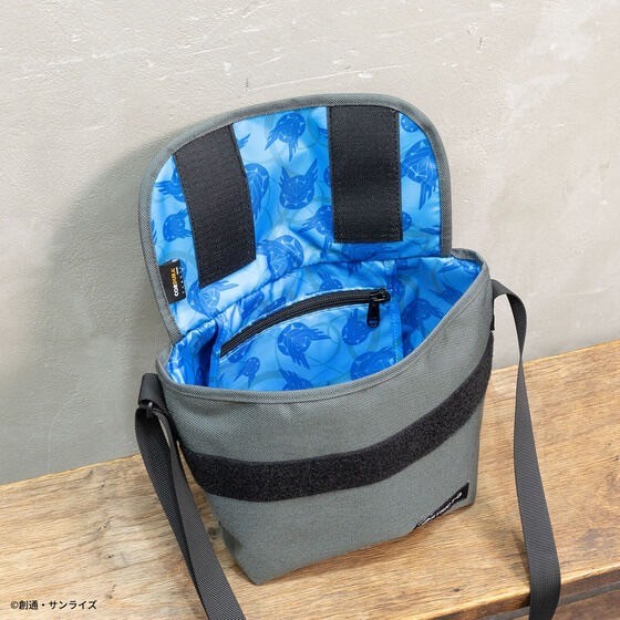 PRE-ORDER : STRICT-G "Mobile Suit Gundam" Basic Mini Shoulder Bag