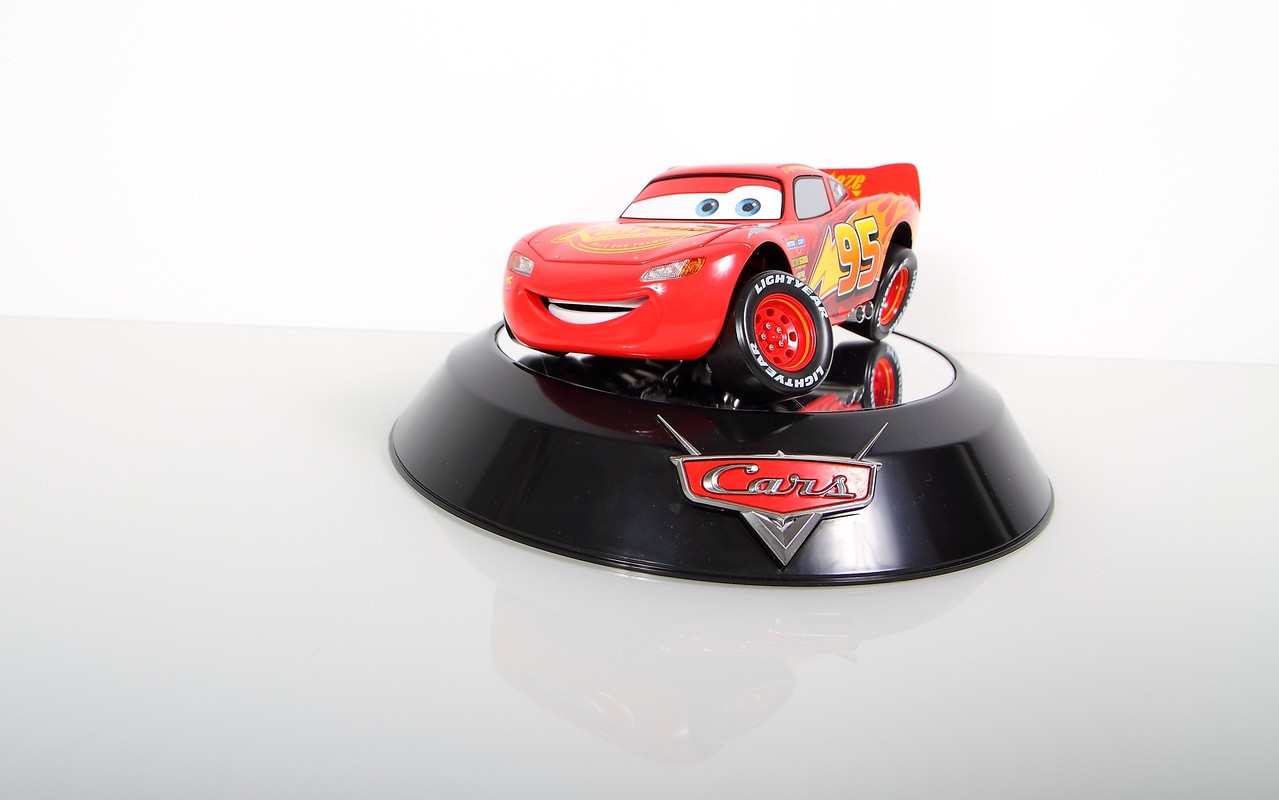 CHOGOKIN - Cars - Lightning McQueen by Bandai