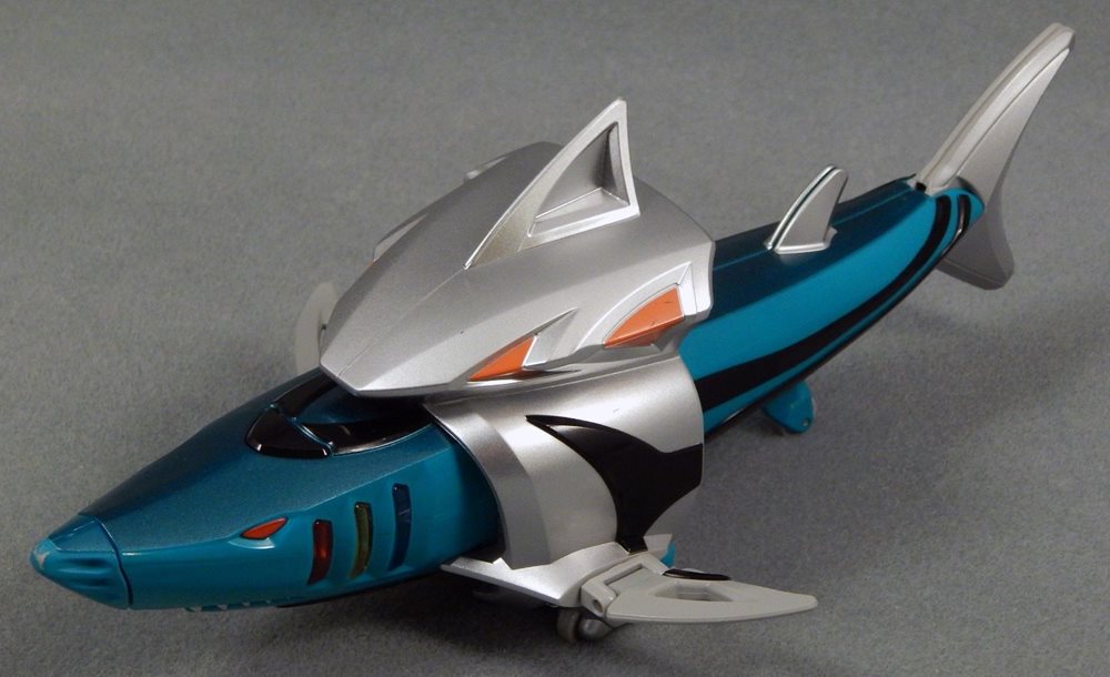 Juken Sentai Gekiranger - DX Geki Shark by Bandai