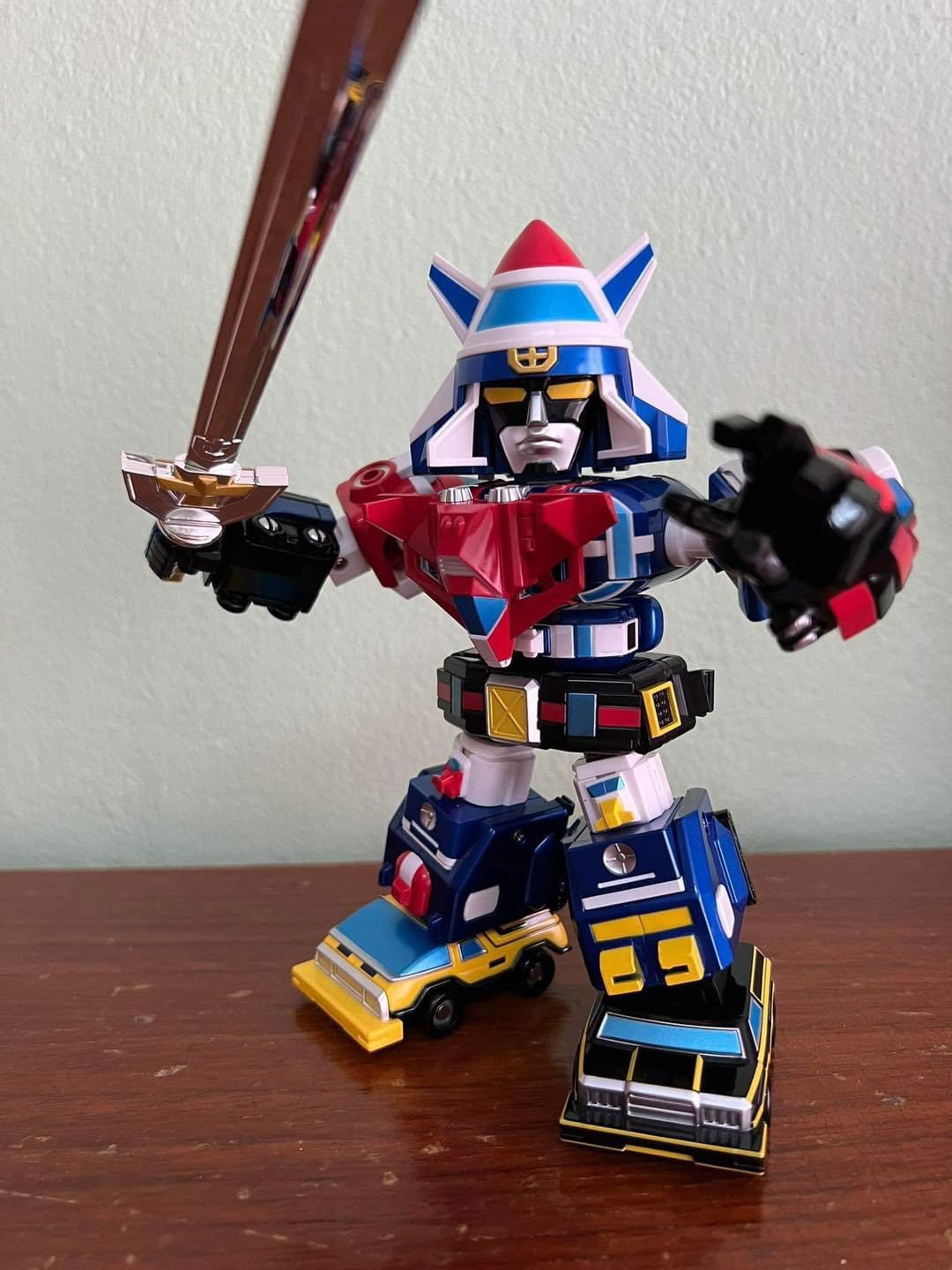 ES Gokin - Dairugger / Voltron Vehicle Force by Action Toys