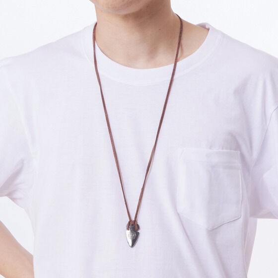 PRE-ORDER : Kamen Rider Wizard Kamen Rider Beast Kosuke Nitoh Necklace