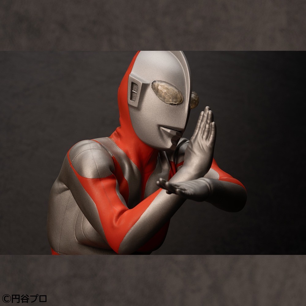 Pre-order : Tokusatsu's DNA STORE ProducT Ultraman (C Type) by Takashi Kinoshita by ADK emotions