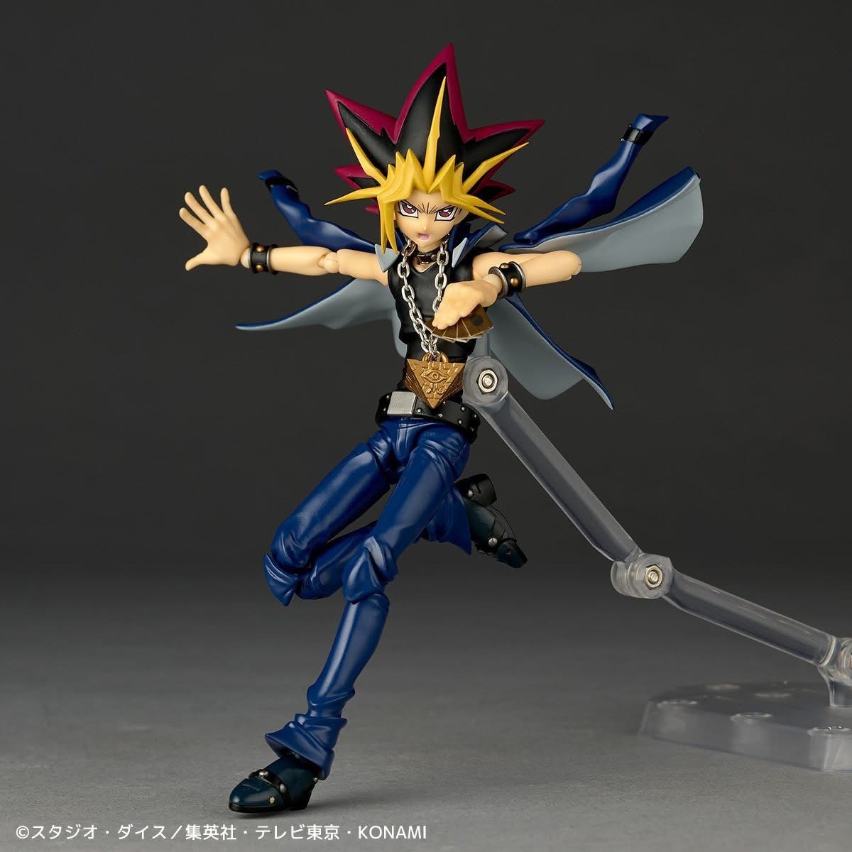 Pre-order : Revoltech Yami Yugi (Yu-Gi-Oh! Duel Monsters) Action Figure [with Bonus] by Kaiyodo