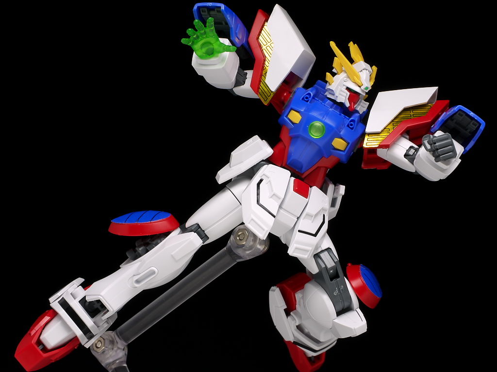 MG 1/100 Shining Gundam by Bandai