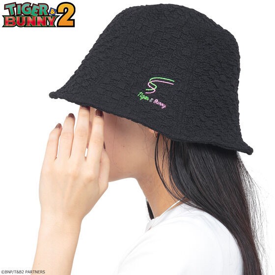 PRE-ORDER : Tiger & Bunny 2 Light Trail Design Bucket Hat