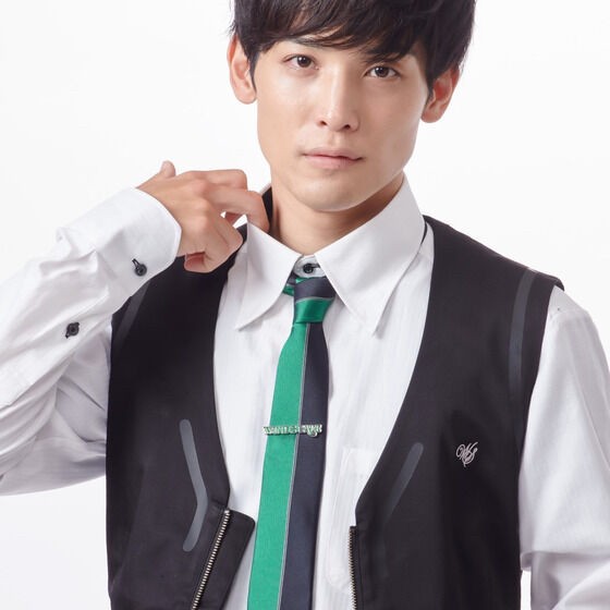 PRE-ORDER : Kamen Rider W WIND SCALE Tie Pin