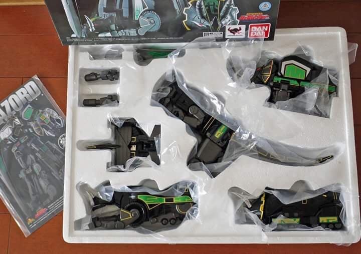 Soul Of Chogokin GX-72B MEGAZORD (BLACK VERSION) by Premium Bandai (มีกล่องน้ำตาล) (Lot.Jp)