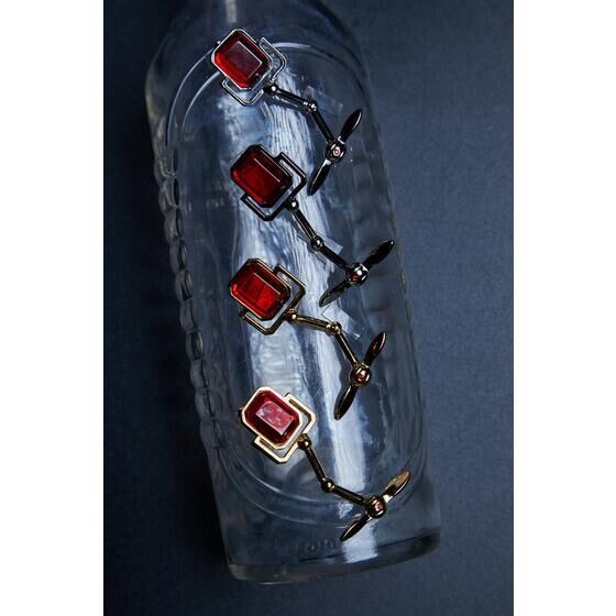 PRE-ORDER : [JoJo's Bizarre Adventure Golden Wind x PAMEO POSE] Narancia Ghirga Earrings