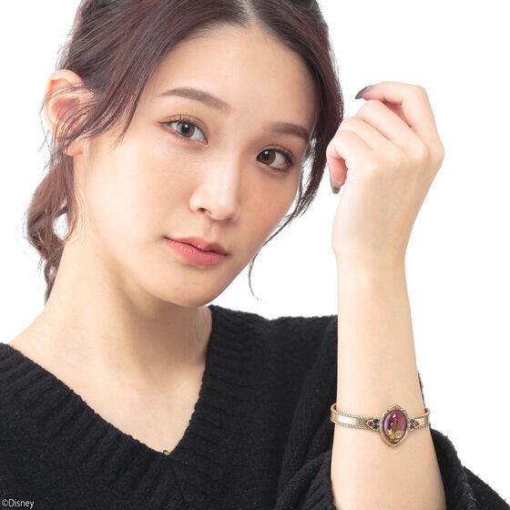 PRE-ORDER : Disney Twisted Wonderland Flower Accessory Bracelet