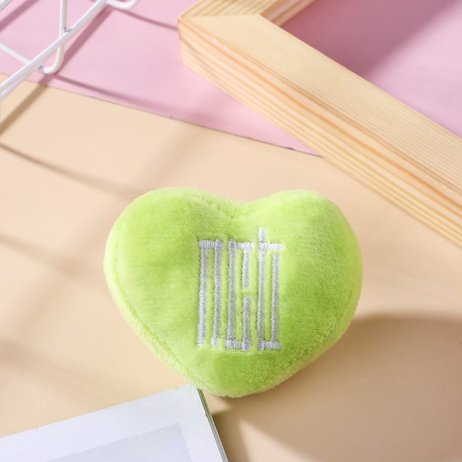 กิ๊บติดผม/เข็มกลัด KPOP - BTS / Black Pink / EXO / NCT / GOT7