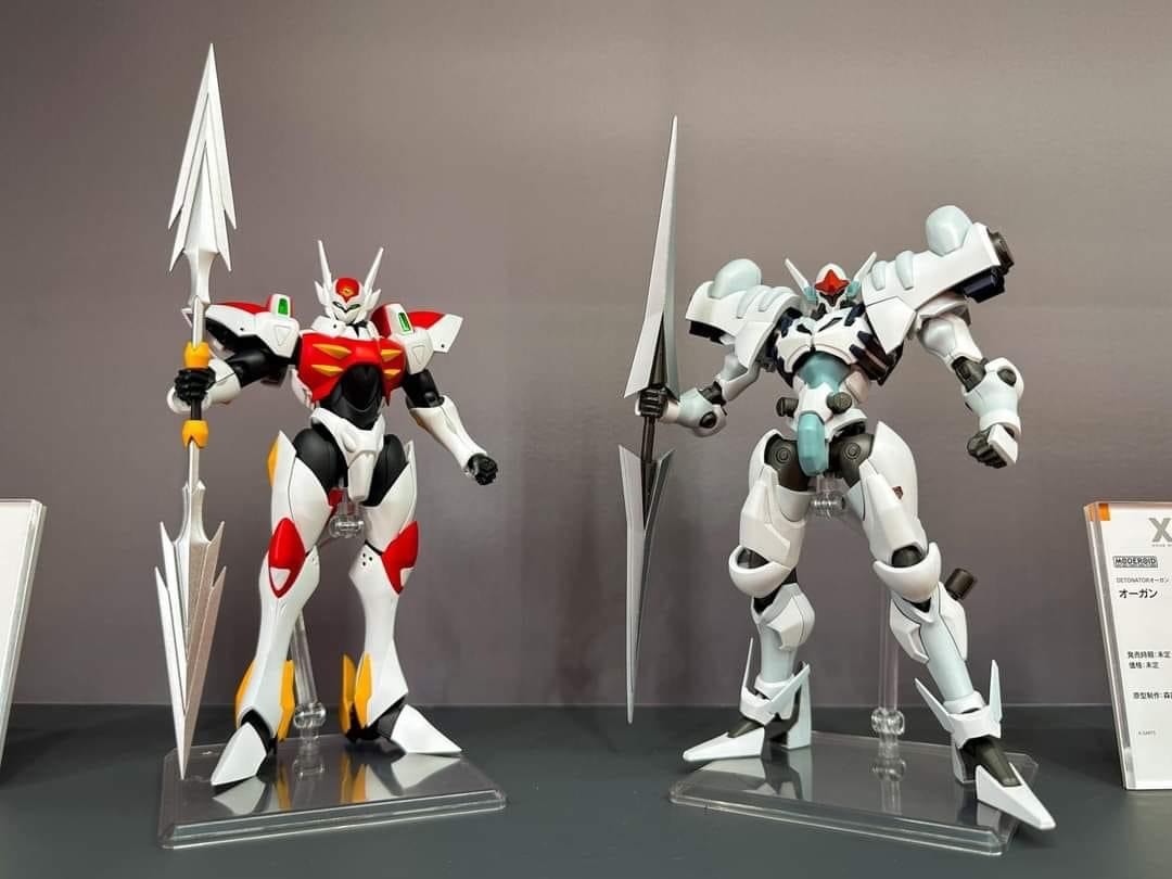 Pre-order : MODEROID Tekkaman Blade (Starknight Tekkaman Blade) Plastic Model Kit by Good Smile Company