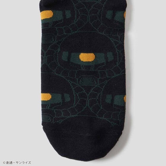 PRE-ORDER : STRICT-G graniph "Mobile Suit Gundam" Mid Socks