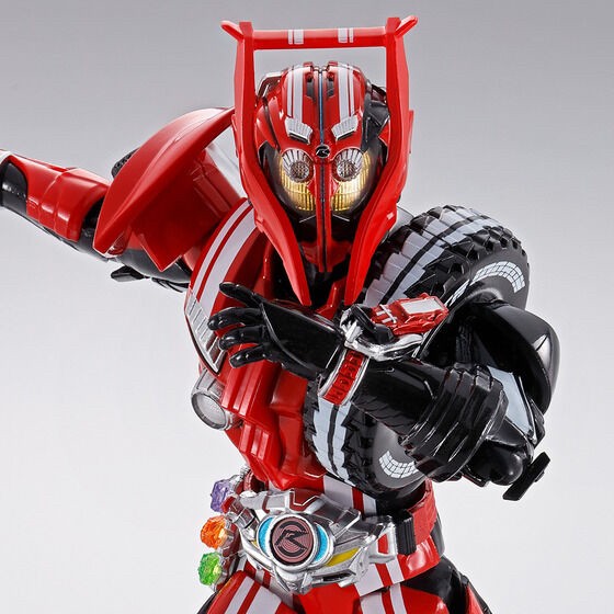 PRE-ORDER : S.H.Figuarts Kamen Rider Drive Type Tridoron Tire kakimazerl Set [Lottery Sale]