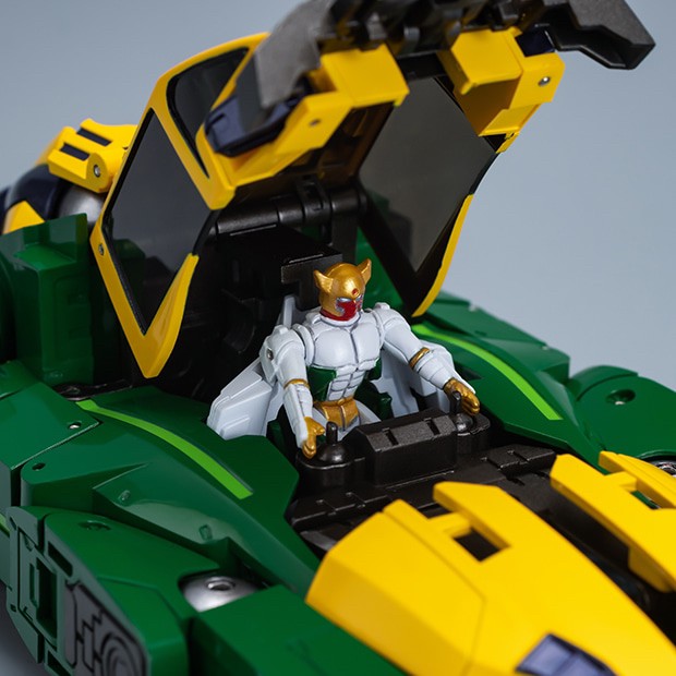 METAMOR-FORCE KOTETSU JEEG a.k.a. JEEGFRIED Jeegfried by Sentinel