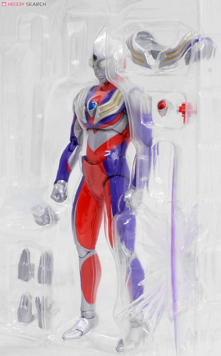 Ultra-act Ultraman Tiga (Multi Type) by Bandai