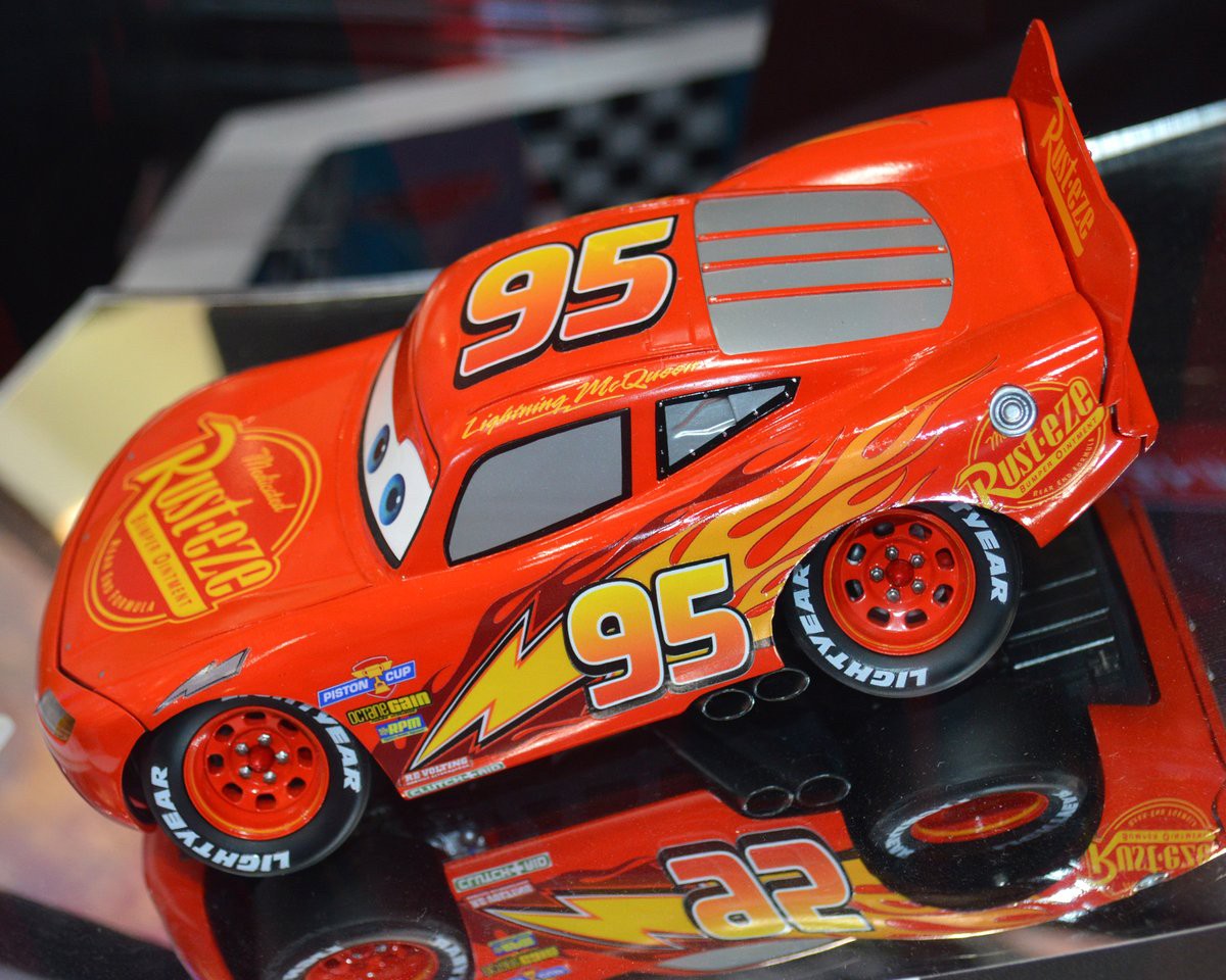 CHOGOKIN - Cars - Lightning McQueen by Bandai