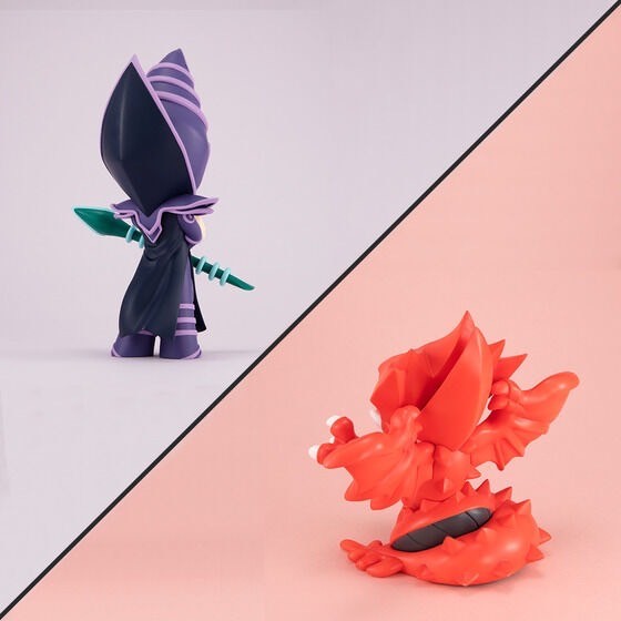 PRE-ORDER : MEGATOON Yu-Gi-Oh! Duel Monsters Dark Magician & The Sky Dragon of Osiris [Limited Photo Card Included]