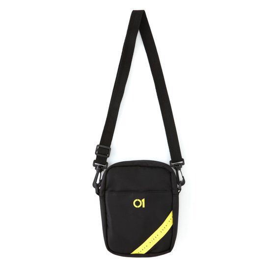 PRE-ORDER : Kamen Rider Zero-One Shoulder Bag