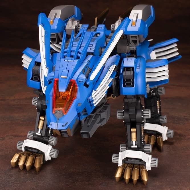 Pre-order : 1/72 Zoids: RZ-028 Blade Liger AB Plastic Model Kit by Kotobukiya (Reissue)