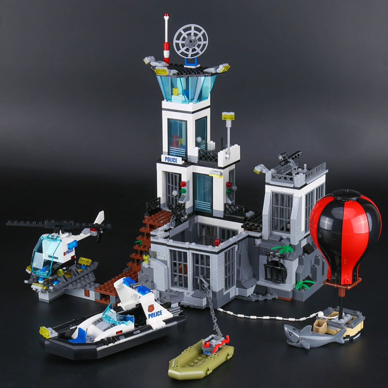 Lepin 02006 Prison Island 815pcs