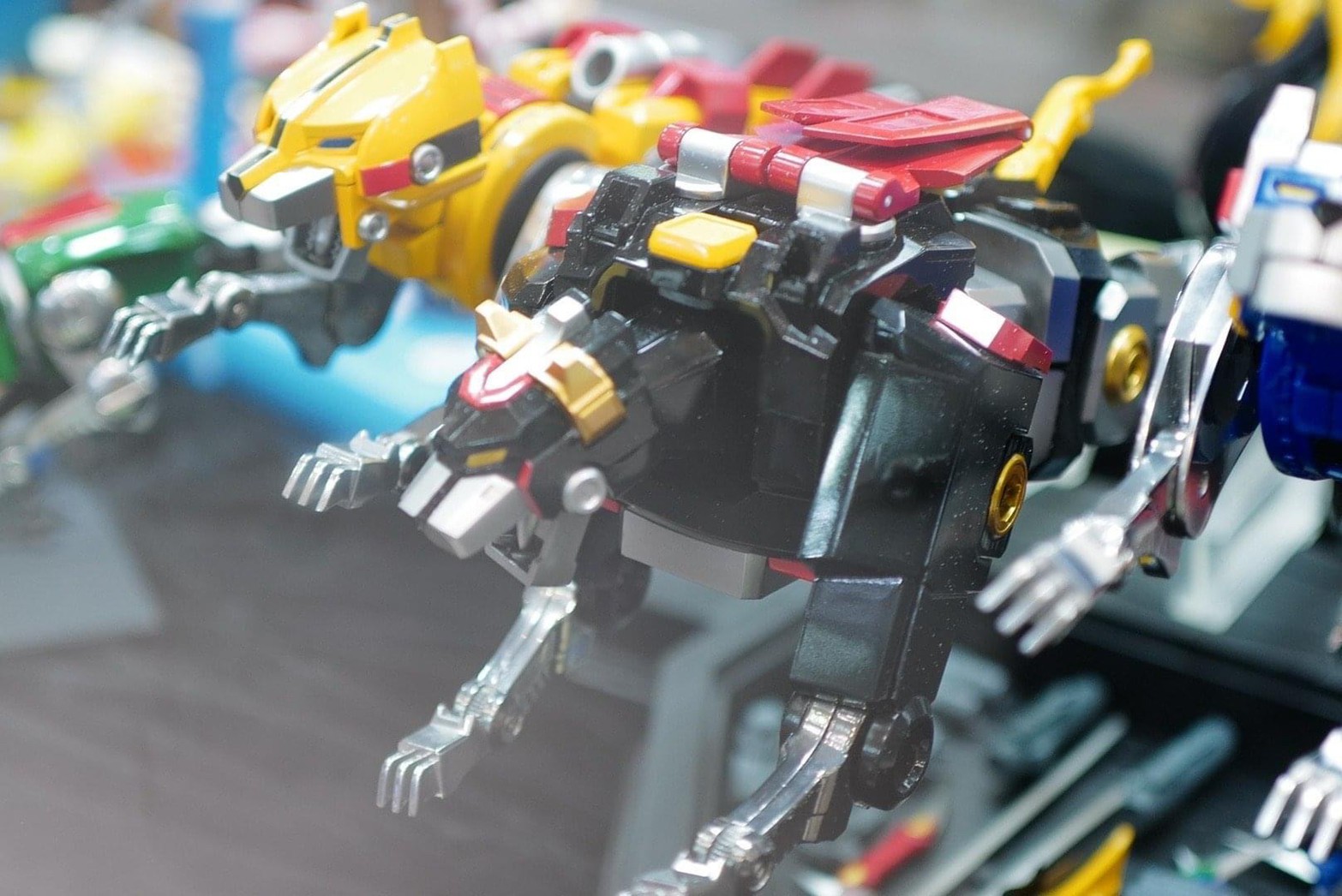 CARBOTIX Voltron by Blitzway x 5Pro Studio