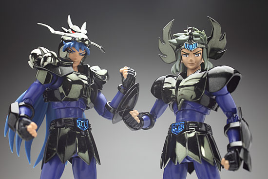 Saint Seiya Saint Cloth Myth Black Dragon & Black Swan by Bandai