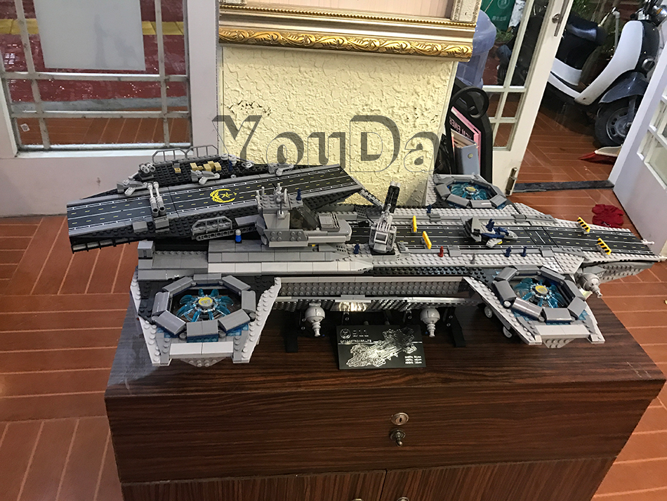 Sembo SY911 The SHIELD Helicarrier 4288pcs