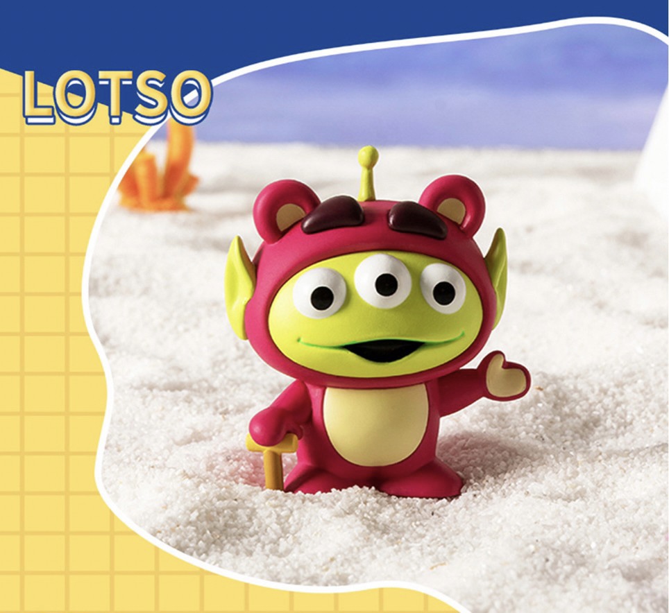 กล่องสุ่ม Miniso Alien Remix : Toy Story Little Green Men Blind Box by Herocross (Set of 9)