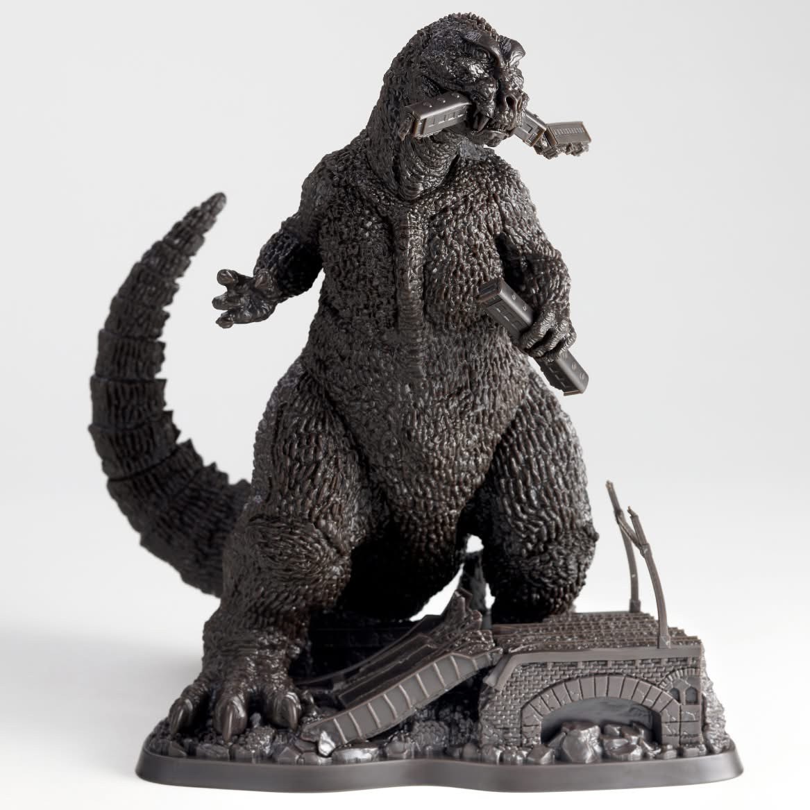Pre-order : ARTPLA Sculpture Works Godzilla Re:Imagination Plastic Model Kit by Kaiyodo