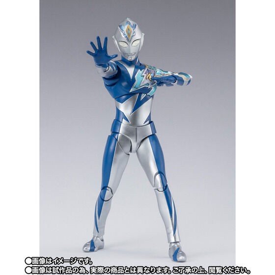PRE-ORDER : S.H.Figuarts Ultraman Decker Miracle Type