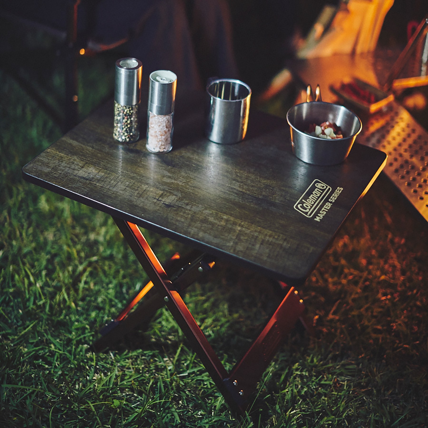 โต๊ะ Coleman JP Butterfly Side Table