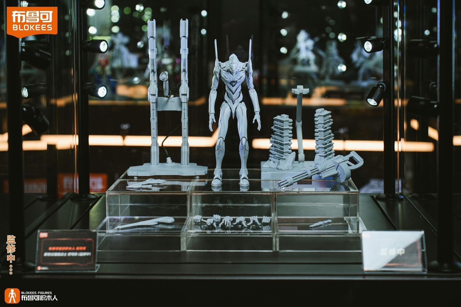 Pre-order : Neon Genesis Evangelion EVAGELION Test Type Unit 01 Legendary Edition Plastic Model Kit by Buluke Blokess Bloks