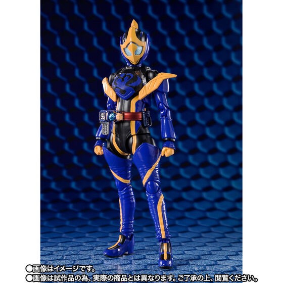 PRE-ORDER : S.H.Figuarts Kamen Rider JEANNE COBRA GENOME & LOVEKOV KUJAKU GENOME