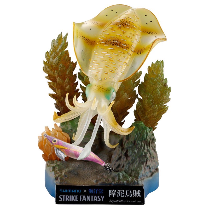 Pre-order : STRIKE FANTASY Sepioteuthis Lessoniana (Bigfin Reef Squid) by Kaiyodo (Reissue)