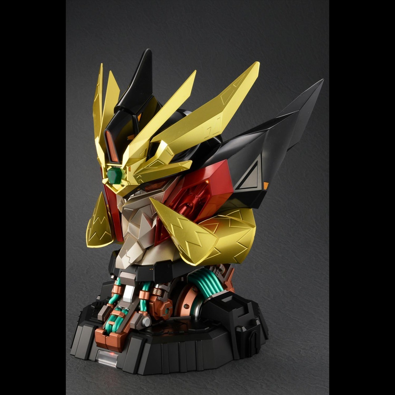 Pre-order : AMAKUNI KIZIN GENESIC GAOGAIGAR Head Display Model by Sentinel x Hobby Japan
